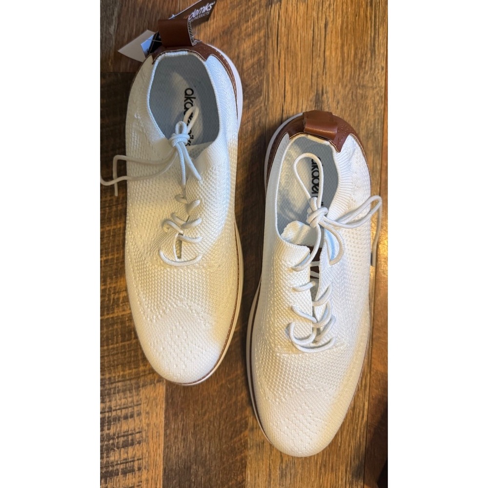 Akademiks  Men Olney White Lace Up  Size 10 M Casual Shoes New In‎ Box